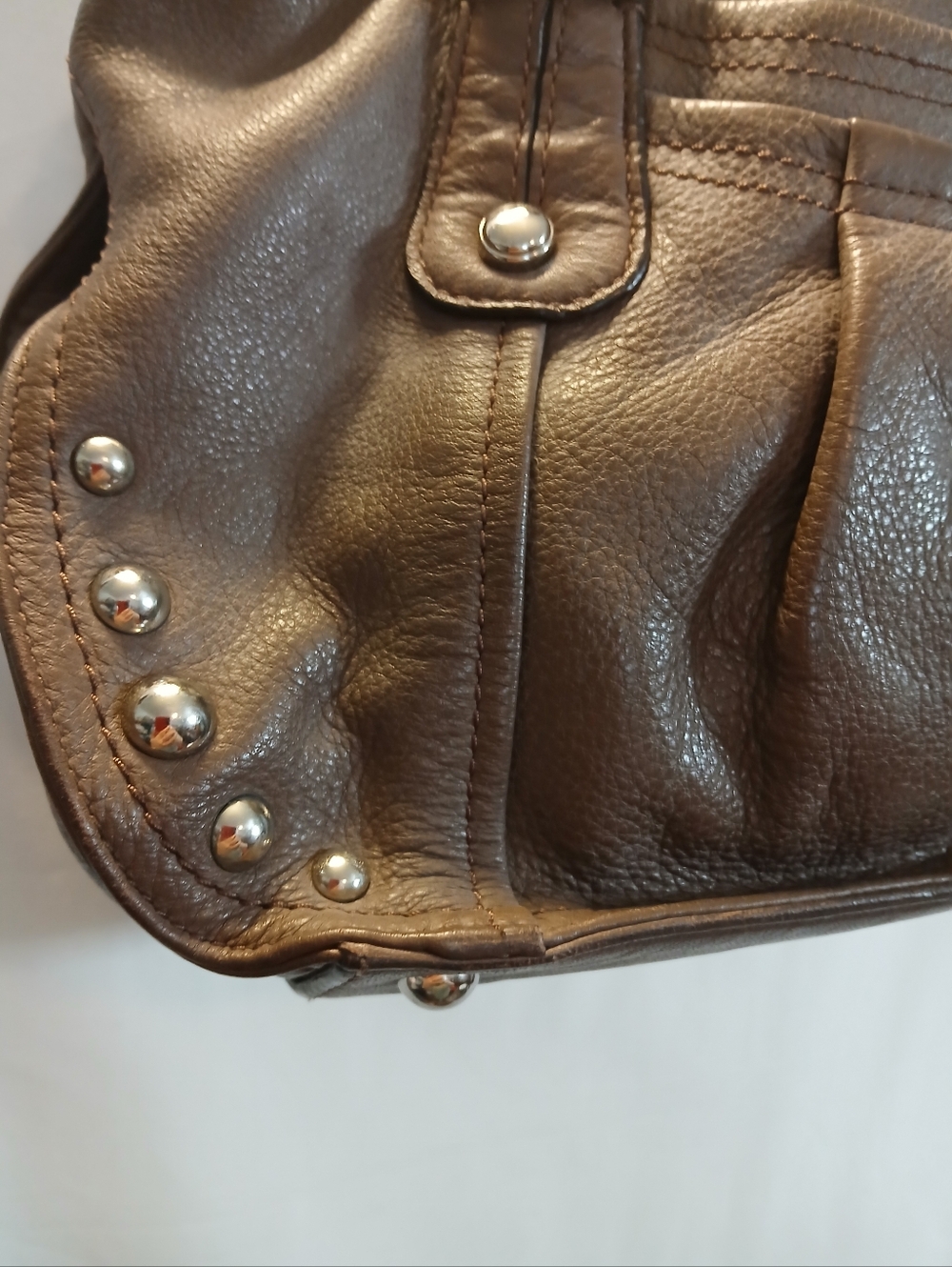 B Makowsky Classic Brown Leather Shoulder Bag - Women's Handbag - Picture 2 of 7